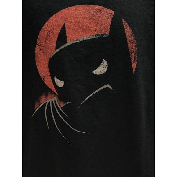 Batman The Animated Series Funko Pop Tee shirt - Picture 2 of 7